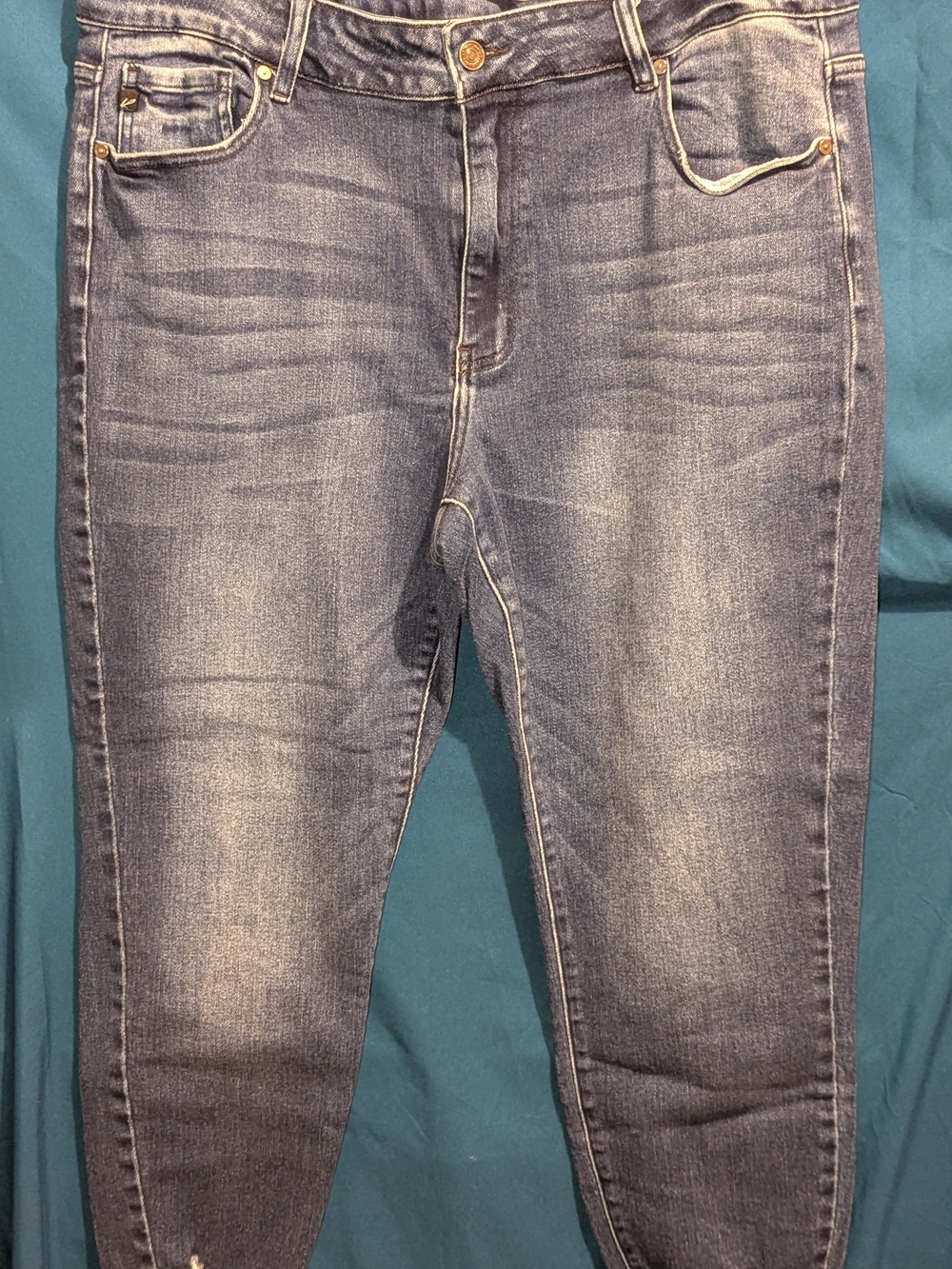 KanCan Skinny Jeans in Faded Blue Denim size 31